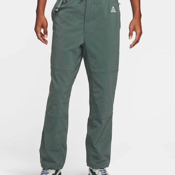 Nike ACG Repel UV Hiking Pants Green FN2450-338 Men’s S NWT Trail Outdoor Tech - Picture 1 of 7
